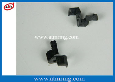 49016962000D 49-016962-000D Diebold ATM Parts Diebol Opteva Fender Stripper